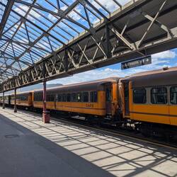 Dieser Zug fährt leider immer nur freitags