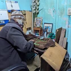 Having my fortune read using coca leaves