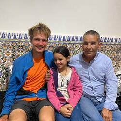 Mokhtar, seine Tochter Amina und ich