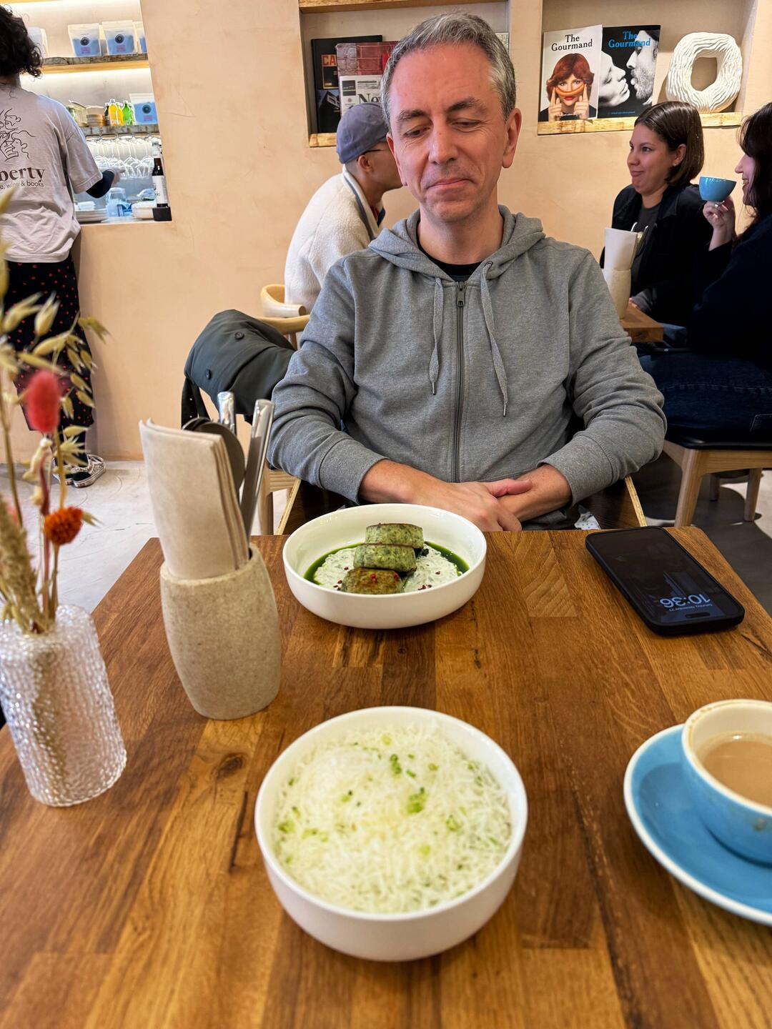 Breakfast at a cool Russian cafe - savory sirniki and buckwheat dish!