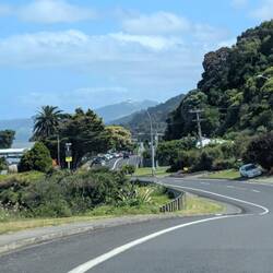 The road to Thames Hwy 25