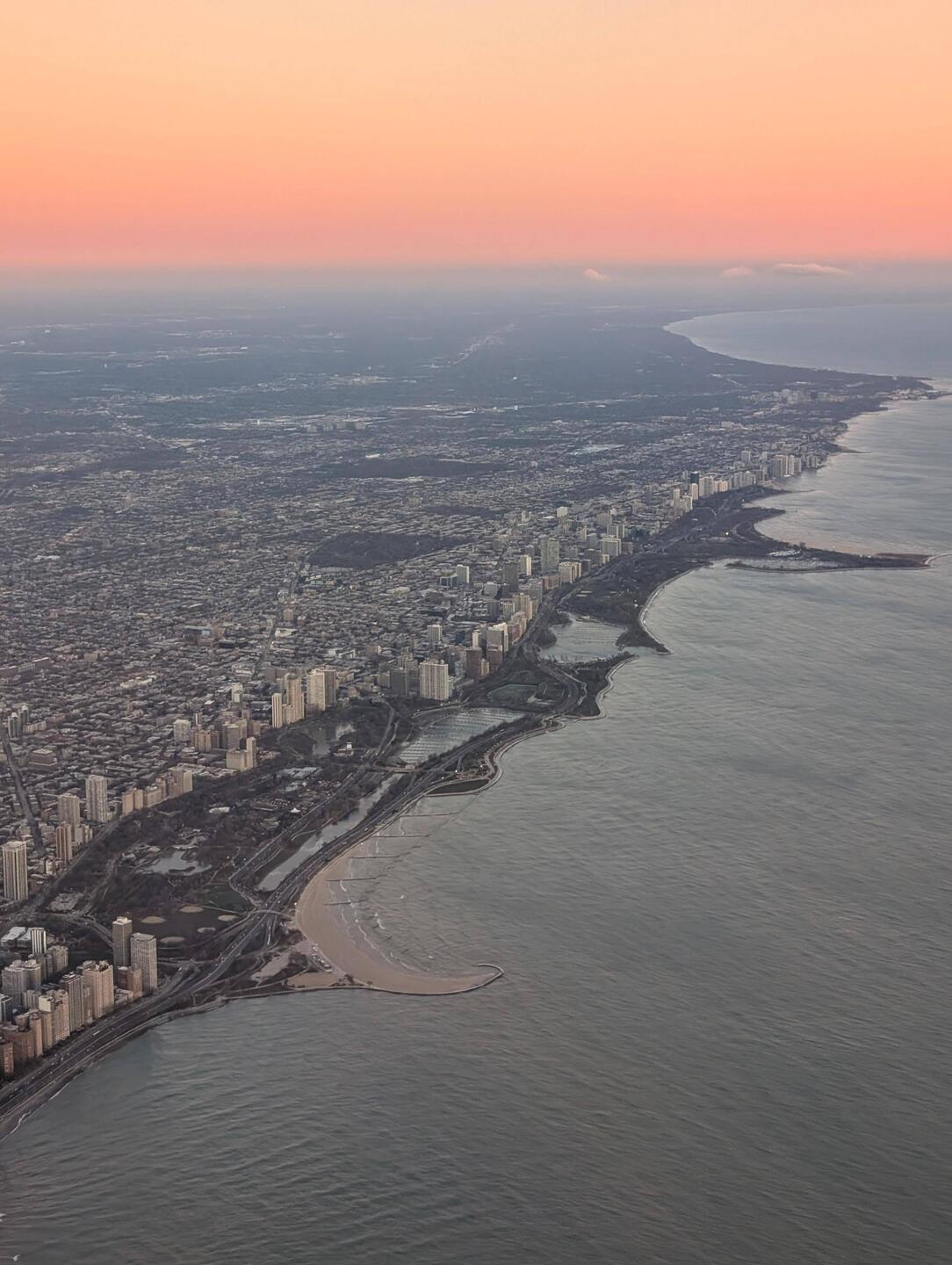 I never really twigged that Chicago was built on a lake! Syd-haneda-chicago-miami