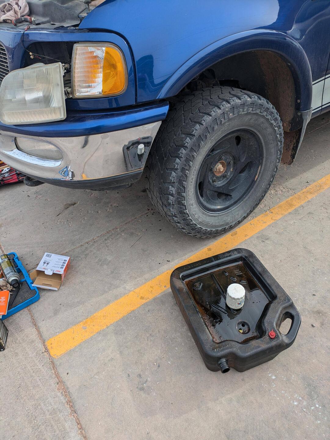 Baustelle auf dem Parkplatz.