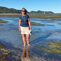 Ebbe in der Sandy Bay bei Mahau