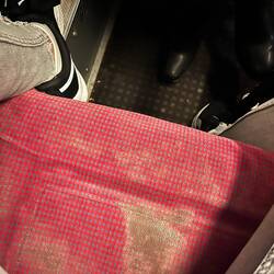 Günstig reisen erfordert manchmal auch, dass man danach die Klamotten verbrennen möchte 🤣🤢