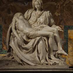 Pietà de Michel-Ange