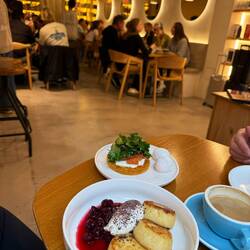 Salmon with hash brown and delicious sirniki with cherries