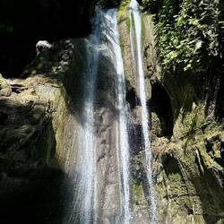 Binalayan hidden falls