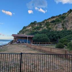 Die Tribünen vor Einbruch der Dämmerung