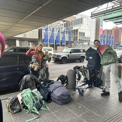 We have ,,just" 2 luggages and daypack, everything around is babystuff :D