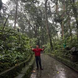 Nass, nässer, am nässesten-Wie unter der Dusche