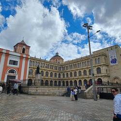 Plaza de Bolívar