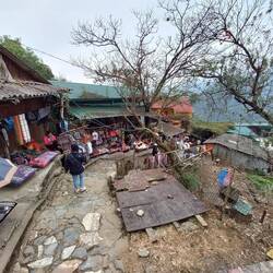 Path down to Cat Cat Village
