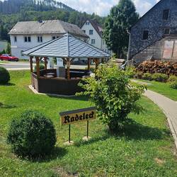 Begeisterung pur! Sogar ein gefüllter Kühlschrank war da!