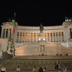 Monument to Victor Emmanuel II Monumento a Vittorio Emanuele II
