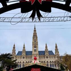 Weihnachtsmarkt am Rathausplatz
