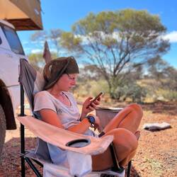 In der Küche trägt man bei uns Haar-(Fliegen-)netze.