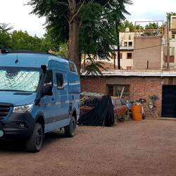 Mendoza. Secure parking, right in the city center.