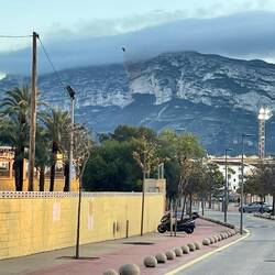 der Berg mit seiner Tischdecke