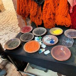 Farbe für die Wollfärbung