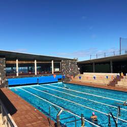 Buenavista hat ein kleines Freibad an der Küste.