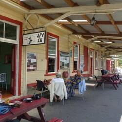 Station Kawakawa