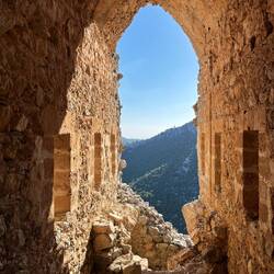 Noch etwas weiter oben befinden sich die Zwillingstürme, die..