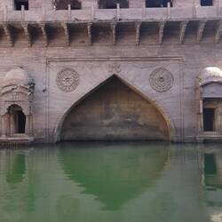 Der berühmte Stufenbrunnen