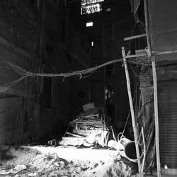 Eine Lücke, die das Erdbeben von 2015 in die Häuser gerissen hat