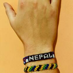 Ein Geschenk von Deepak, noch ist Platz am Handgelenk