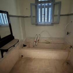 Eines der typischen Zimmer, ca. 100 von denen