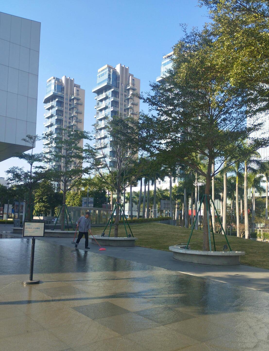 Scenes from Shenzhen neighbourhood walkabout.