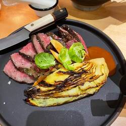 Trip tip with apple and cabbage with veal sauce