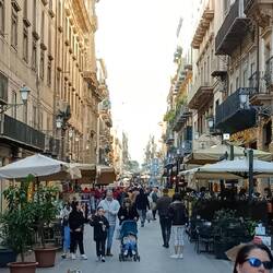 Es geht zu wie in der Düsseldorfer Altstadt