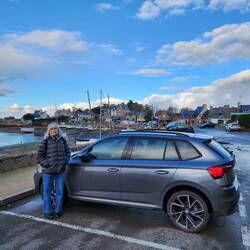 Sylvie experiencing the cold at Ploumanac'h small boat harbour