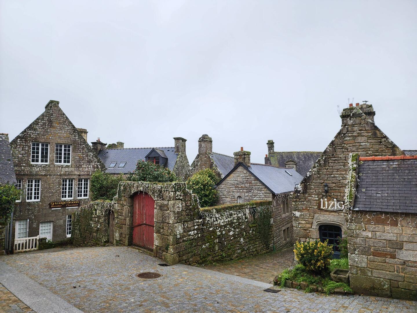 Locronan