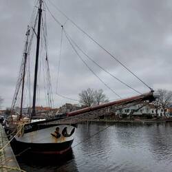 Alte Segler mitten in der Stadt