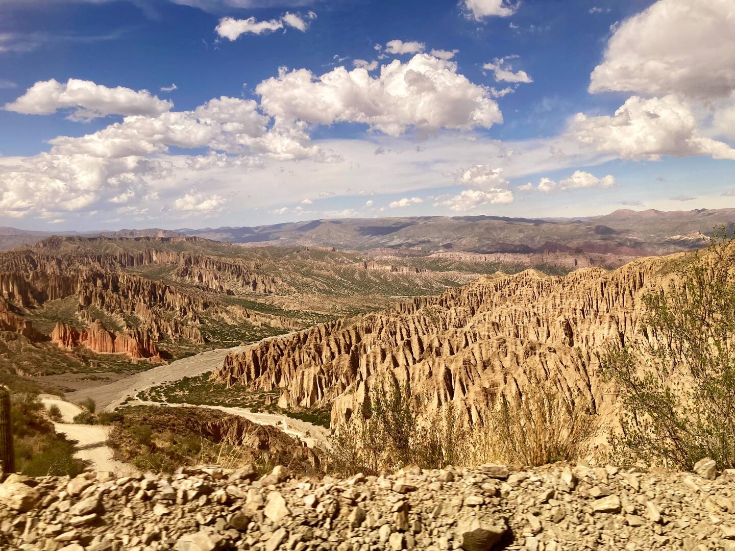 Des montagnes à perte de vue en permanence...
