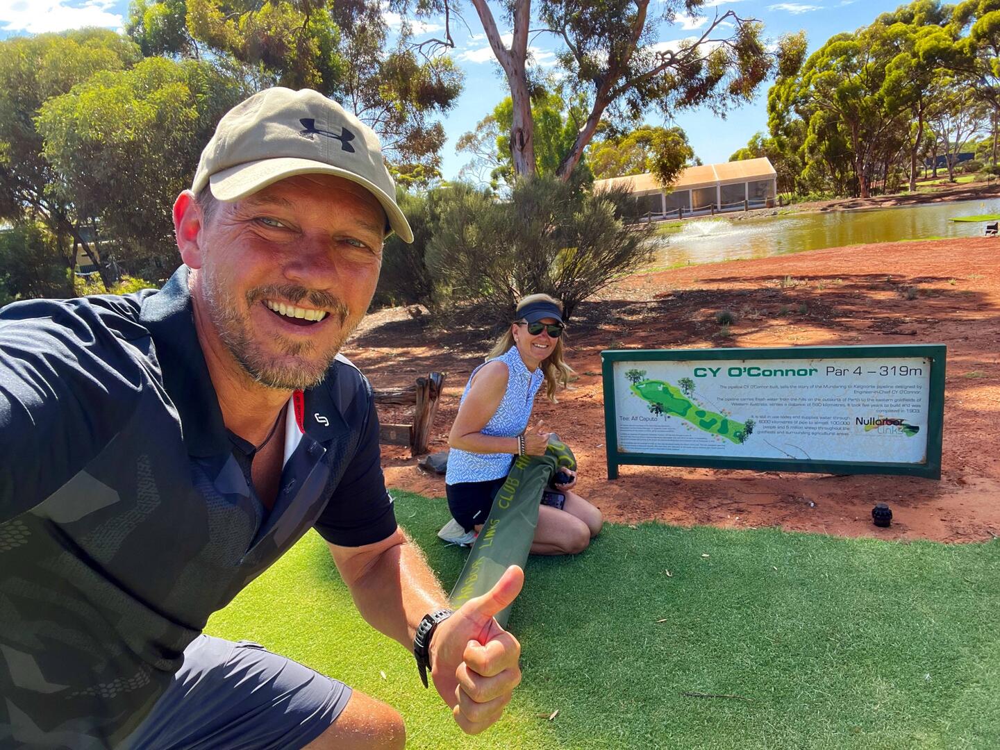 Los geht's 🏌️‍♀️ 8.30, 33 Grad 🥵