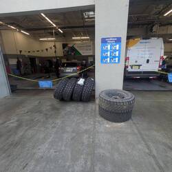 Wallmartmitarbeiter nicht gerade die schnellsten (und hellsten) Kerle...