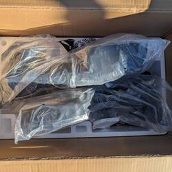 Neue Spiegel leider nur im zweierset erhältlich.