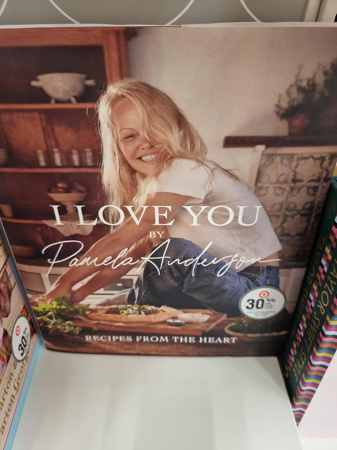 Dad Pamela Anderson Kochbuch war dann leider doch zu schwer fürs Handgepäck 🤣.