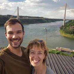 Tres Fronteras - Rechts Brasilien und links Paraguay und wir stehen in Argentinien 🥰