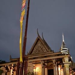Wat Phnom oben