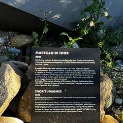 Sorry it is hard to read, a big fence prevented us from getting closer !