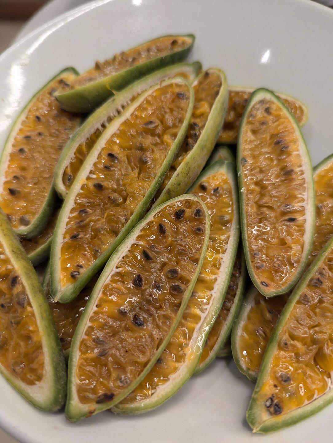A new fruit: I'm not sure what this is