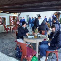 This was about 11am with a cold pilsner, sausages and Sour Crout, in about 3°c