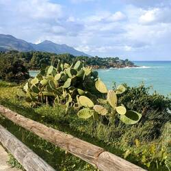 Schöne Gegend, leider zum Meer hin alles Privatbesitz