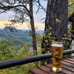 Sehr schön.... https://fels-rauenstein.de