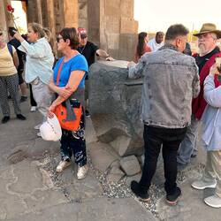 derOpferstein des Tempels - es gab zwei ...